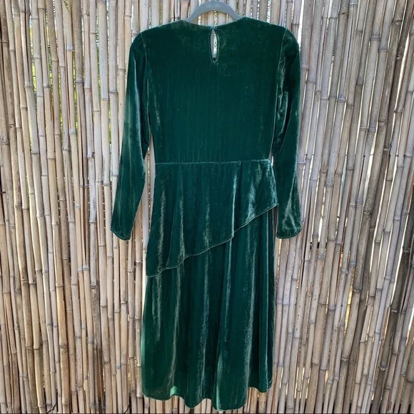 Maje elliptical hem emerald green velvet midi dress sz S - threedaughtersproperties.com Maje elliptical hem emerald green velvet midi dress sz S - threedaughtersproperties.com